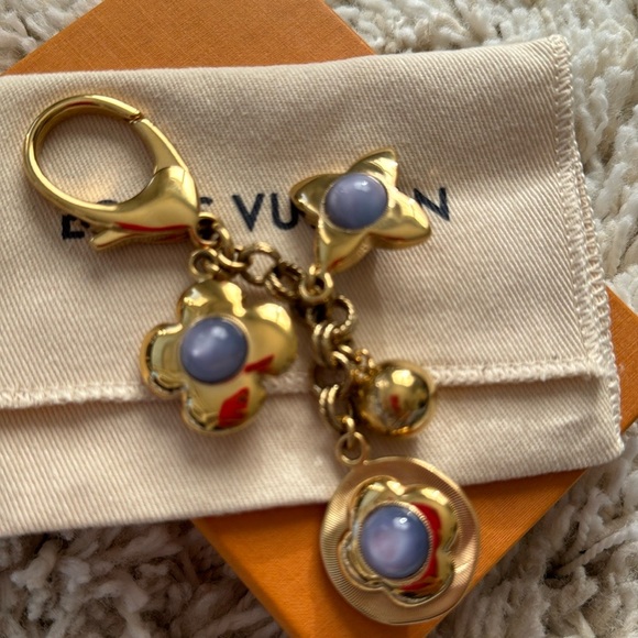 🔥LIKE NEW Louis Vuitton FULL INCLUSION key chain charm - Picture 8 of 13